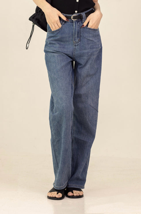CAPRI DENIM STRAIGHT LEG PANTS